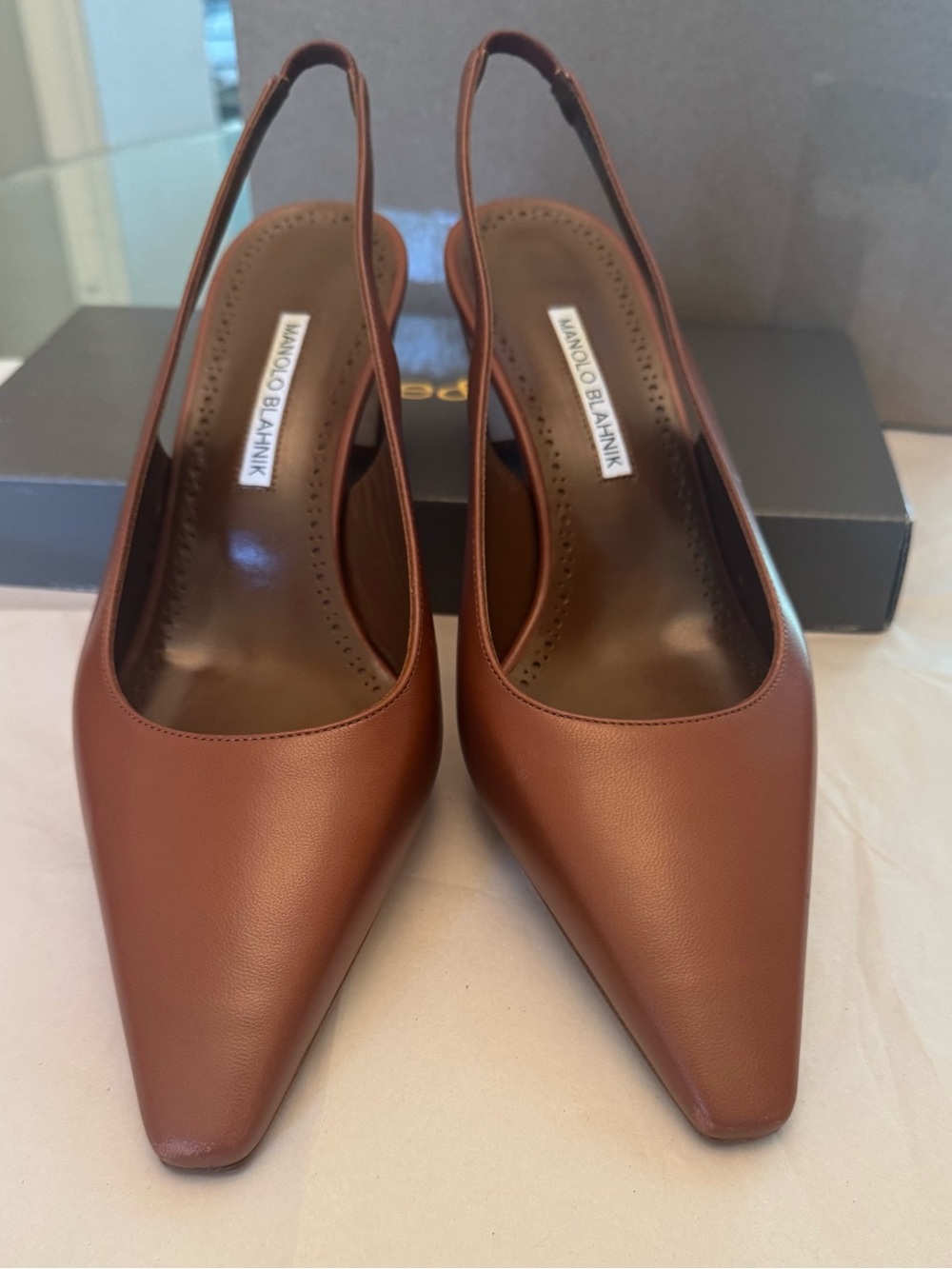 Manolo Blahnik Brown Leather Pointed Slingback Pumps